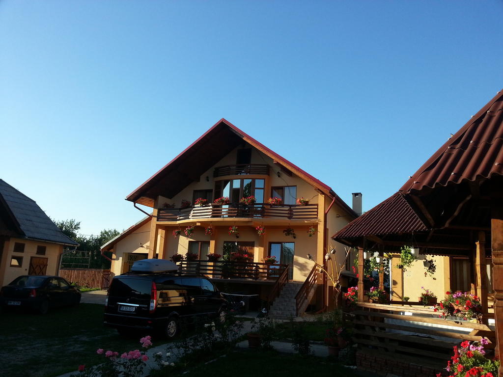 Pensiunea Maramures Окна-Шугатаг Экстерьер фото